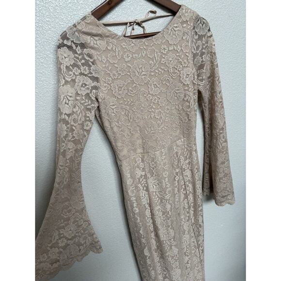 Show Me Your MuMu Natalie Maxi Dress Open Back long sleeve Lace xs wedding bride - Picture 4 of 8